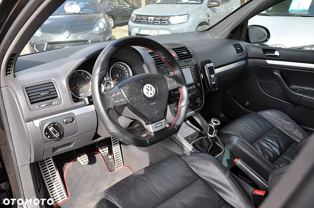 Volkswagen Golf 2.0 GTI - 16
