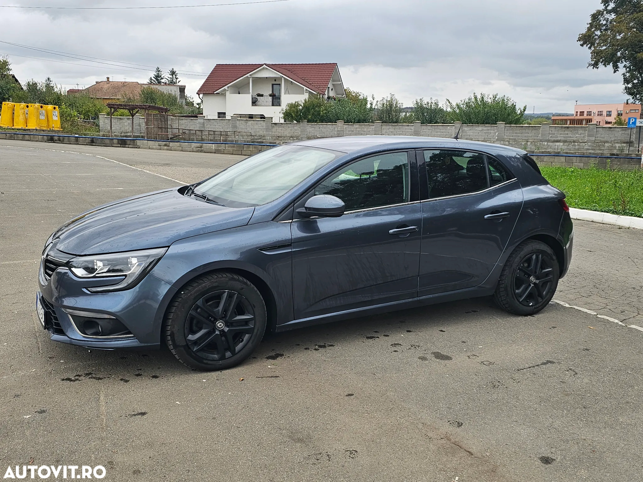 Renault Megane - 2