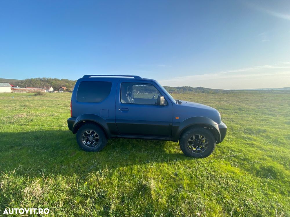 Suzuki Jimny - 33