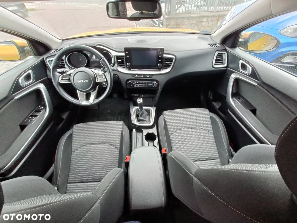 Kia XCeed 1.5 T-GDI M - 11