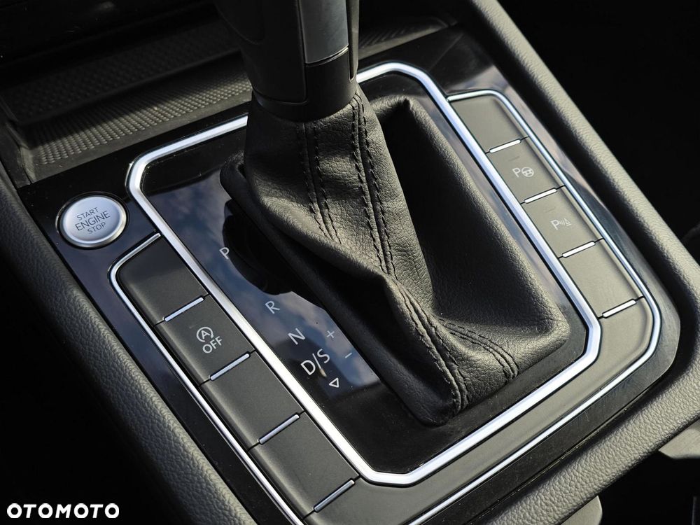 Volkswagen Passat Variant - 23