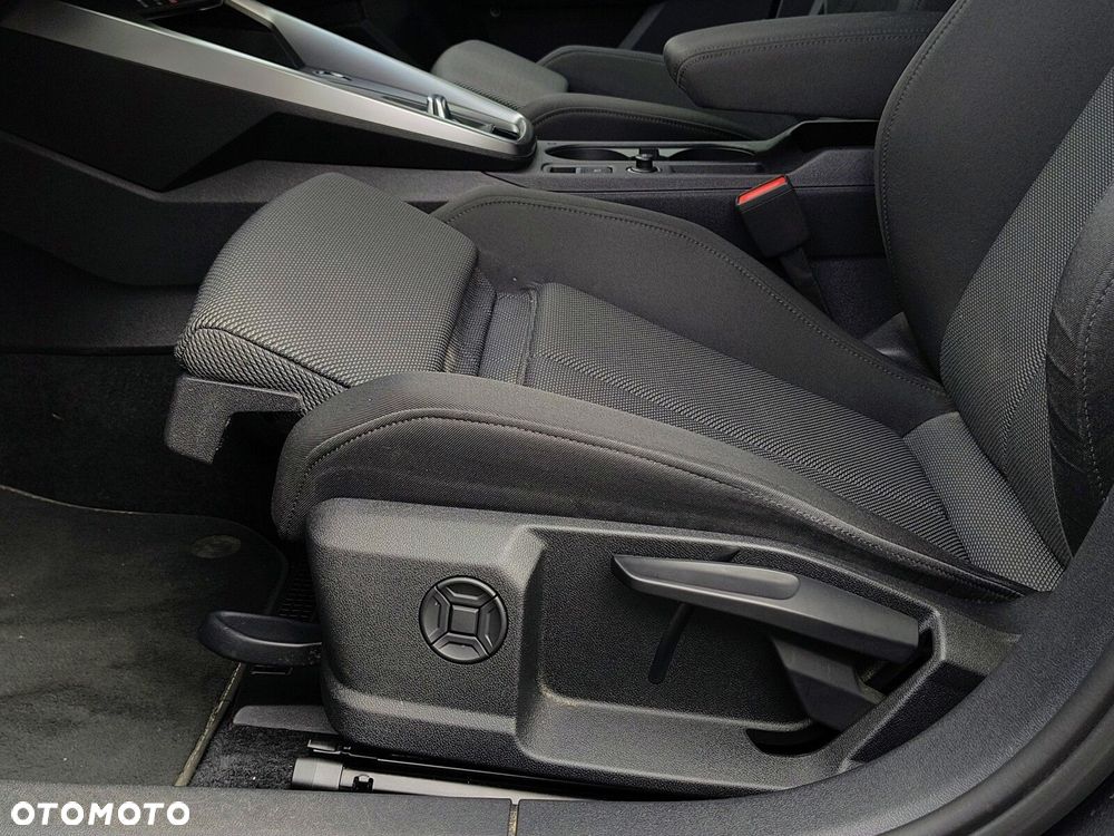 Audi A3 Sportback - 16