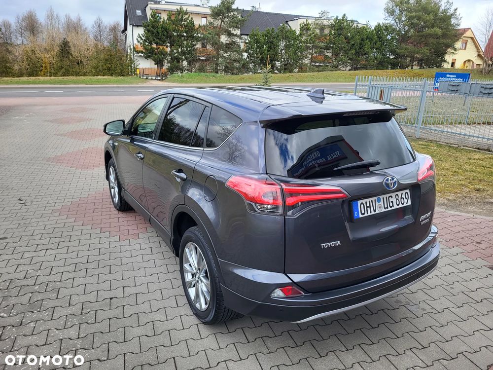 Toyota RAV4 Hybrid Premium 4x2 - 11