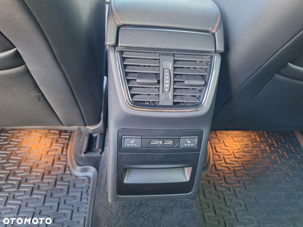 Skoda Octavia 2.0 TDI 4x4 RS DSG - 23