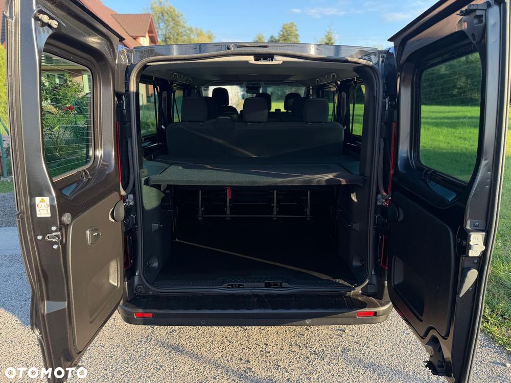 Renault Trafic - 17