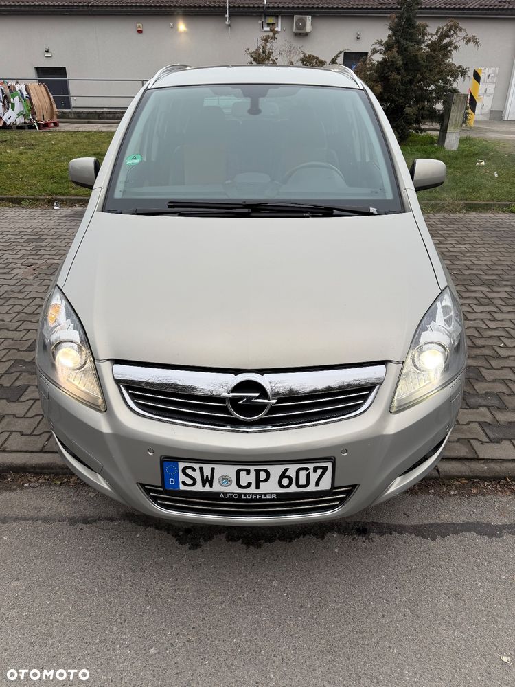 Opel Zafira 1.8 Family Plus - 8