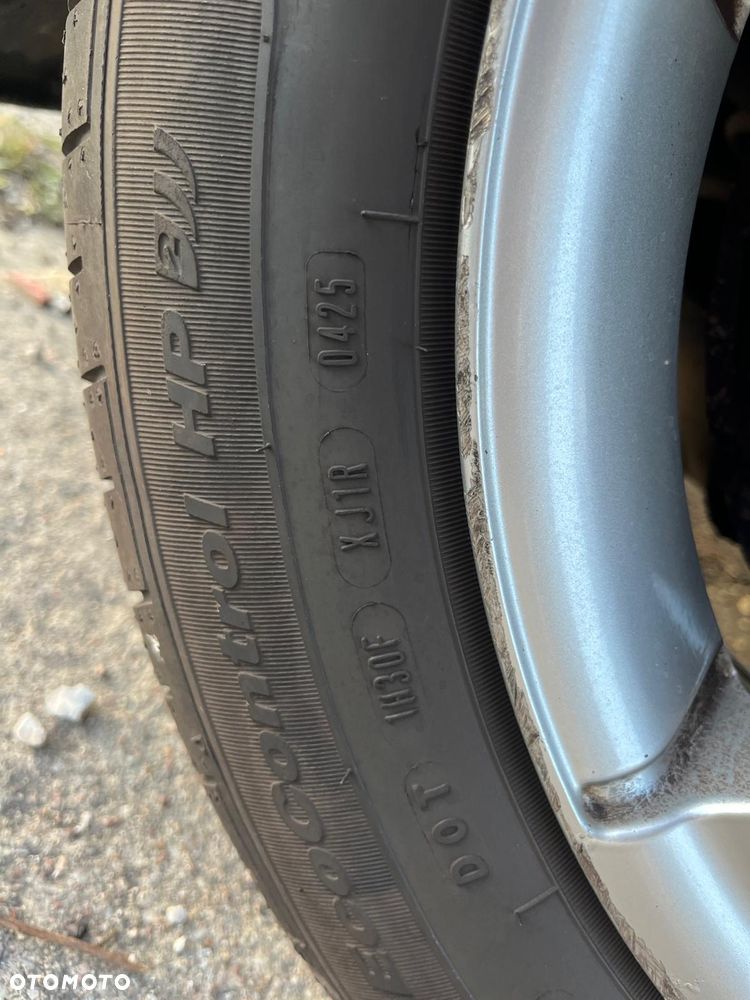 Volkswagen Golf - 16