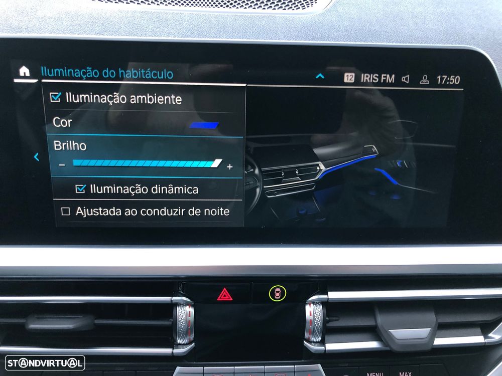 BMW 320 e Pack Desportivo M Auto - 42