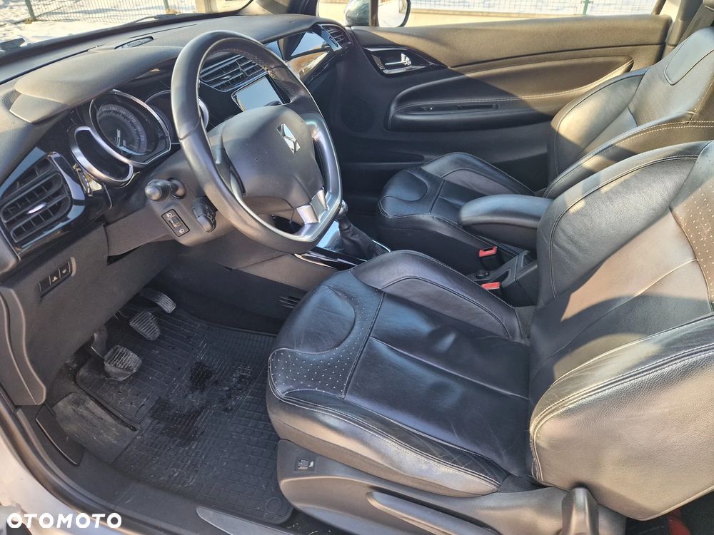 Citroën DS3 HDi 90 FAP SoChic - 21