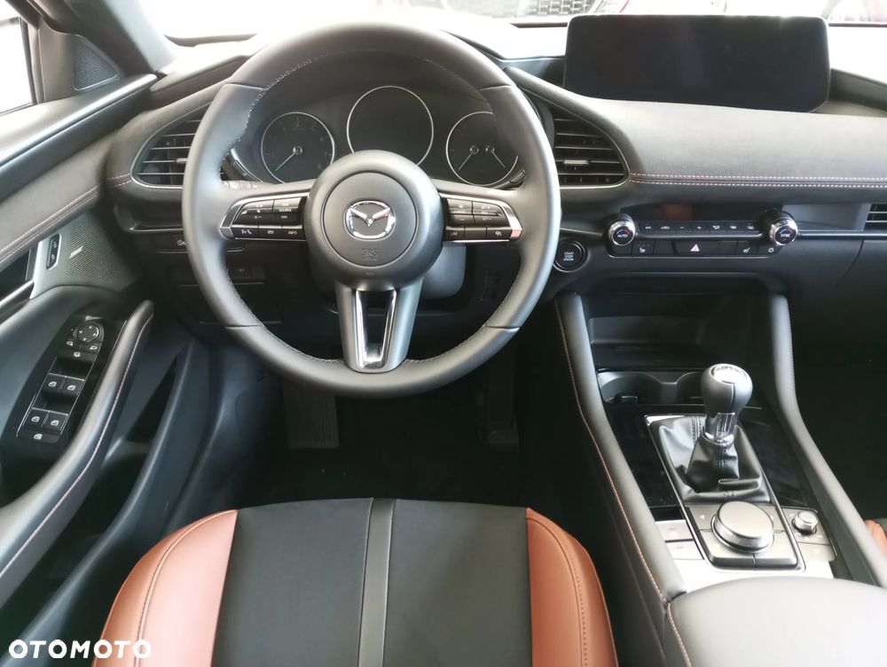 Mazda 3 - 10