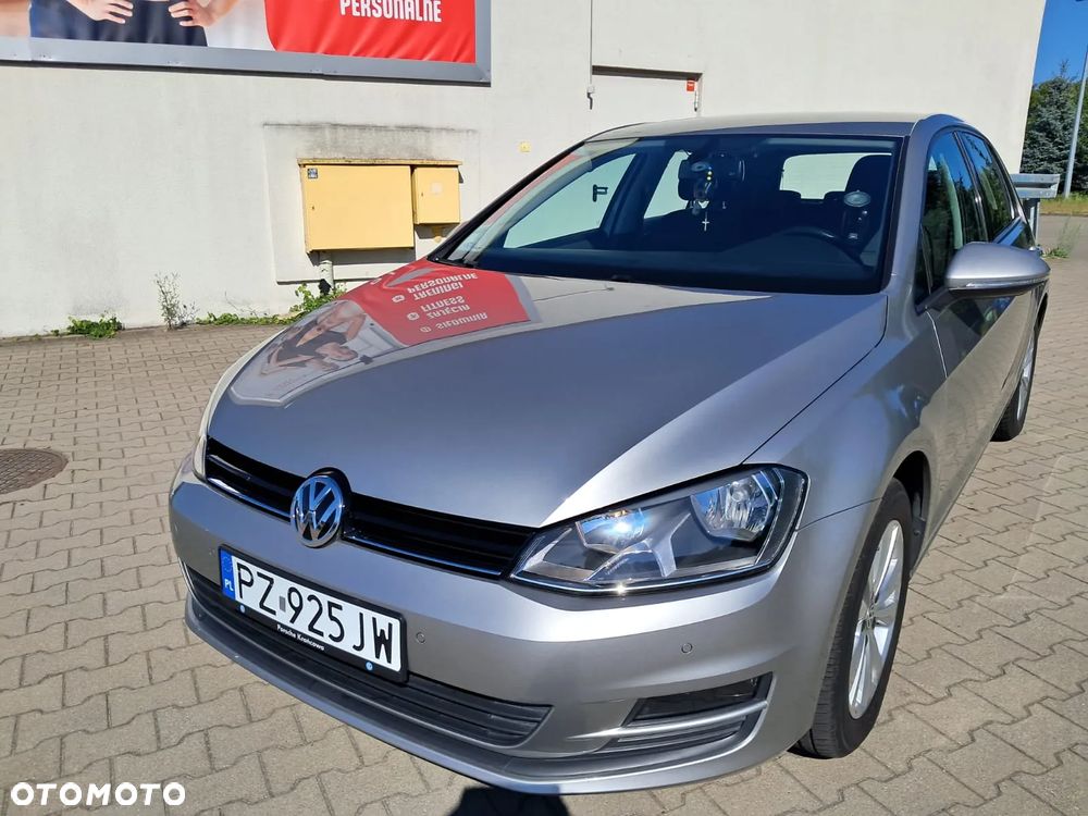 Volkswagen Golf - 2
