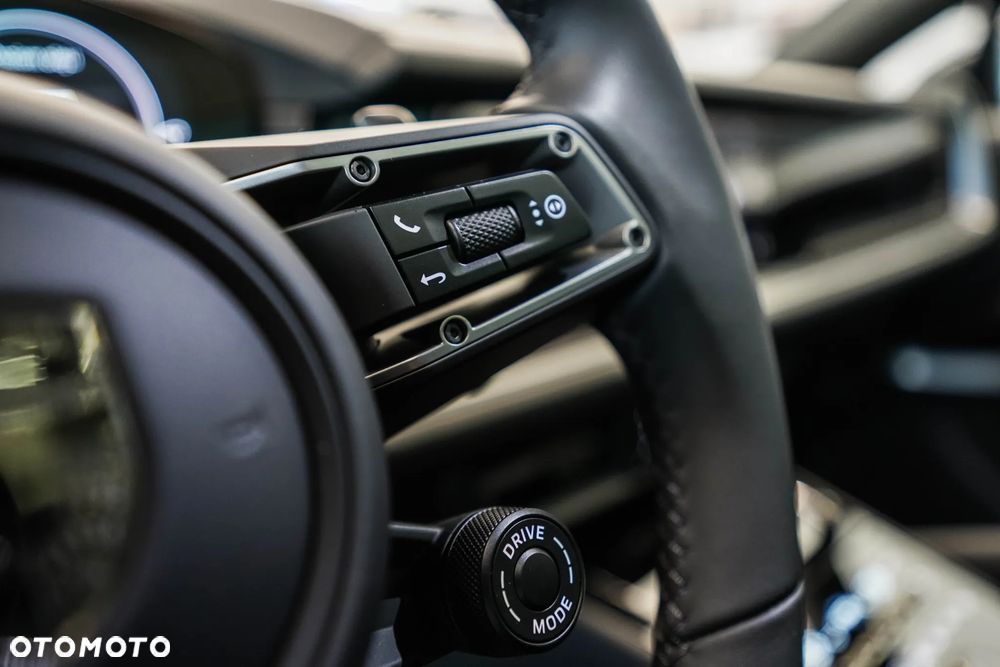 Porsche Cayenne Turbo E-Hybrid PHEV - 18