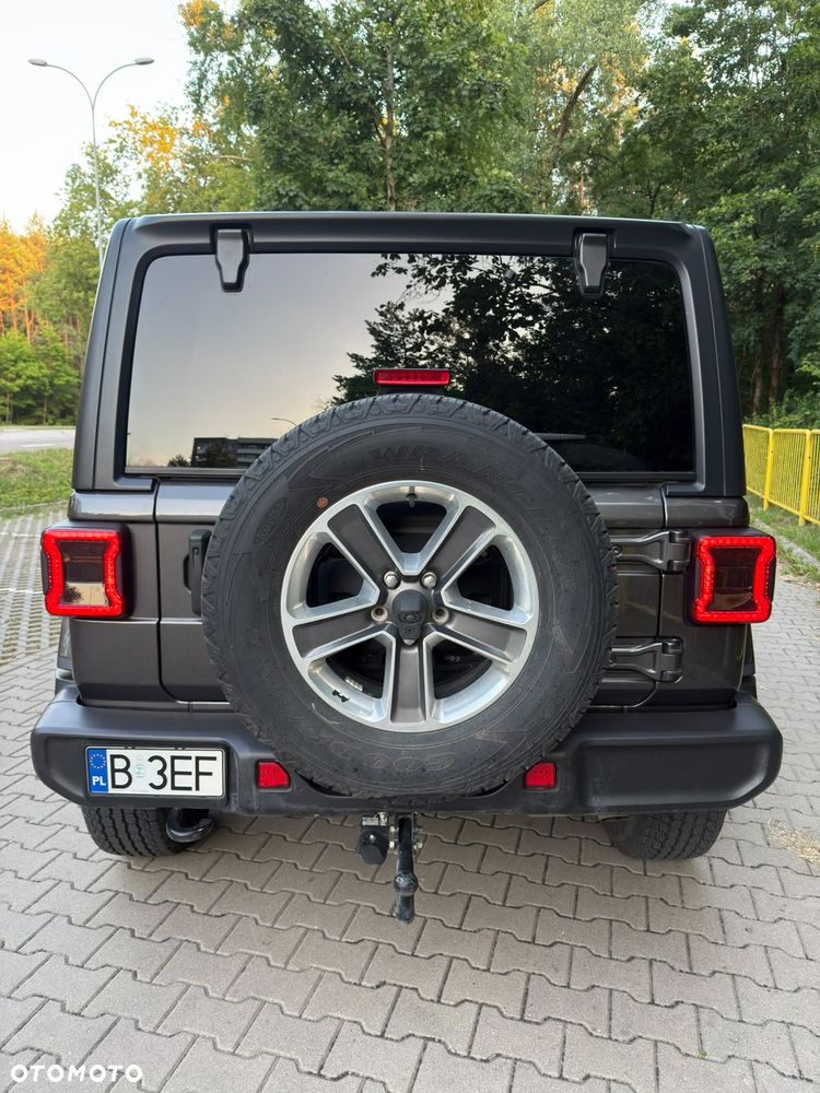 Jeep Wrangler - 7
