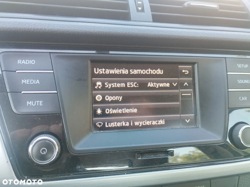 Skoda Fabia 1.0 Ambition - 17