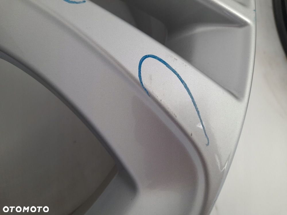 Felga aluminiowa Nissan OE Renault 7.0" x 17" 5x114.3 ET40 - 4