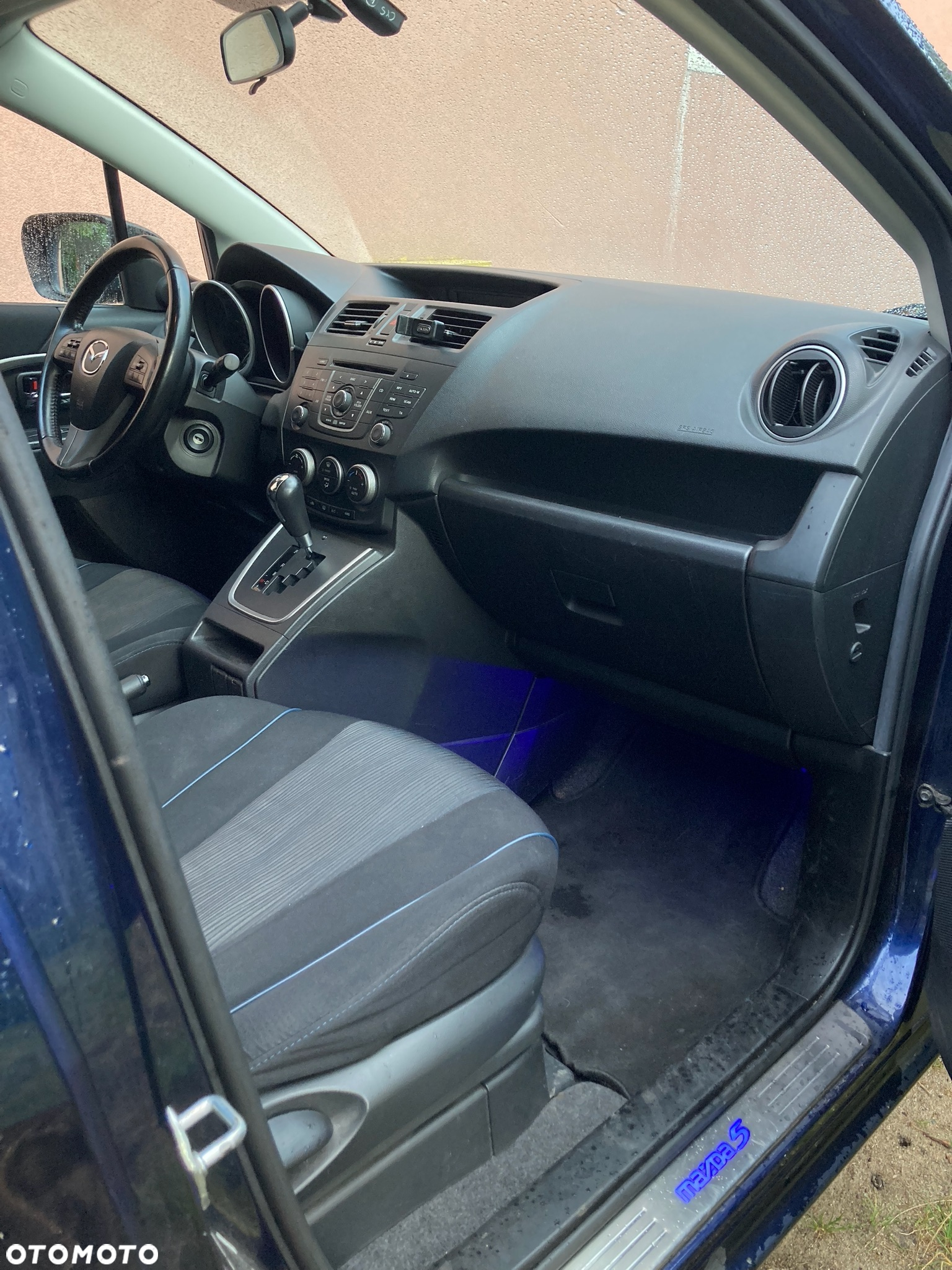 Mazda 5 - 14