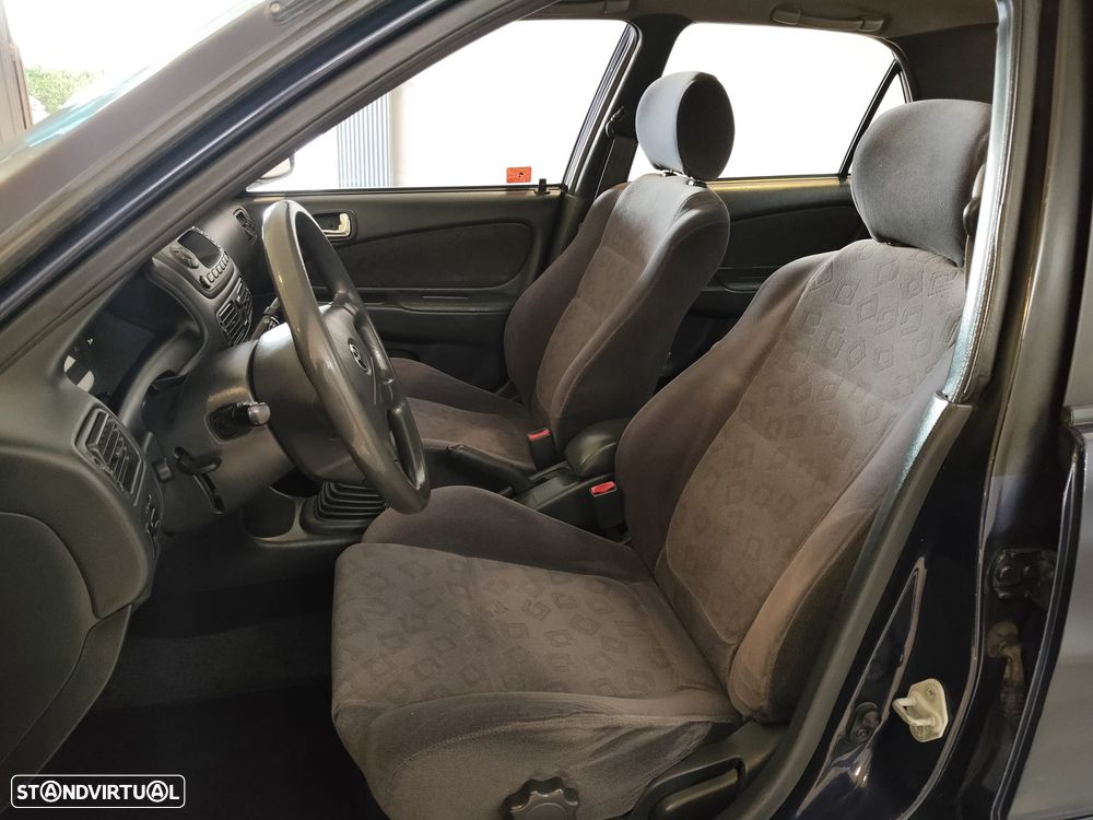Toyota Corolla S/D 1.4 Sol TA - 11