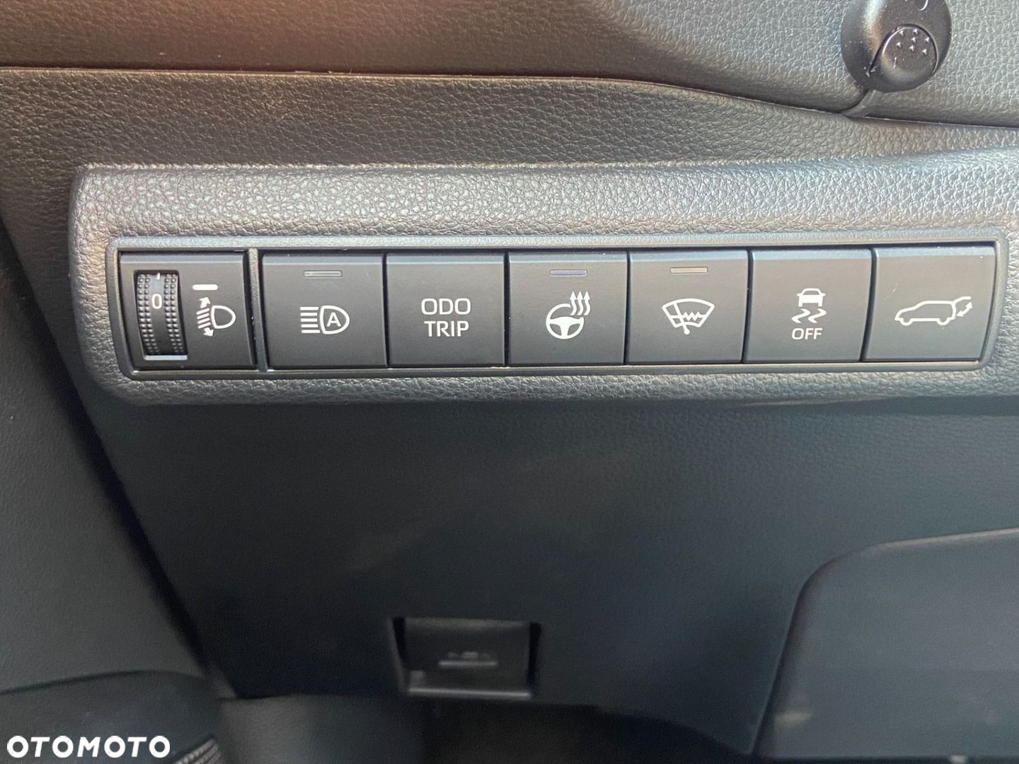 Toyota Corolla - 19