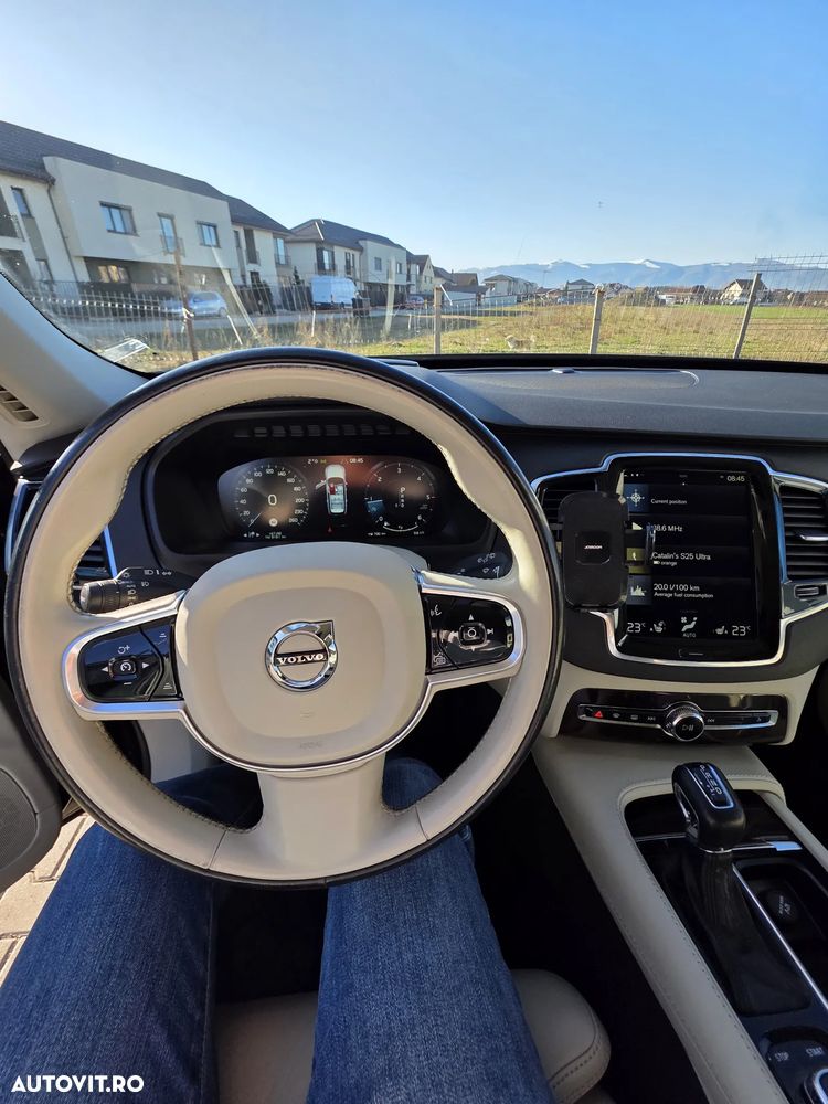 Volvo XC 90 D5 AWD Geartronic Inscription - 9