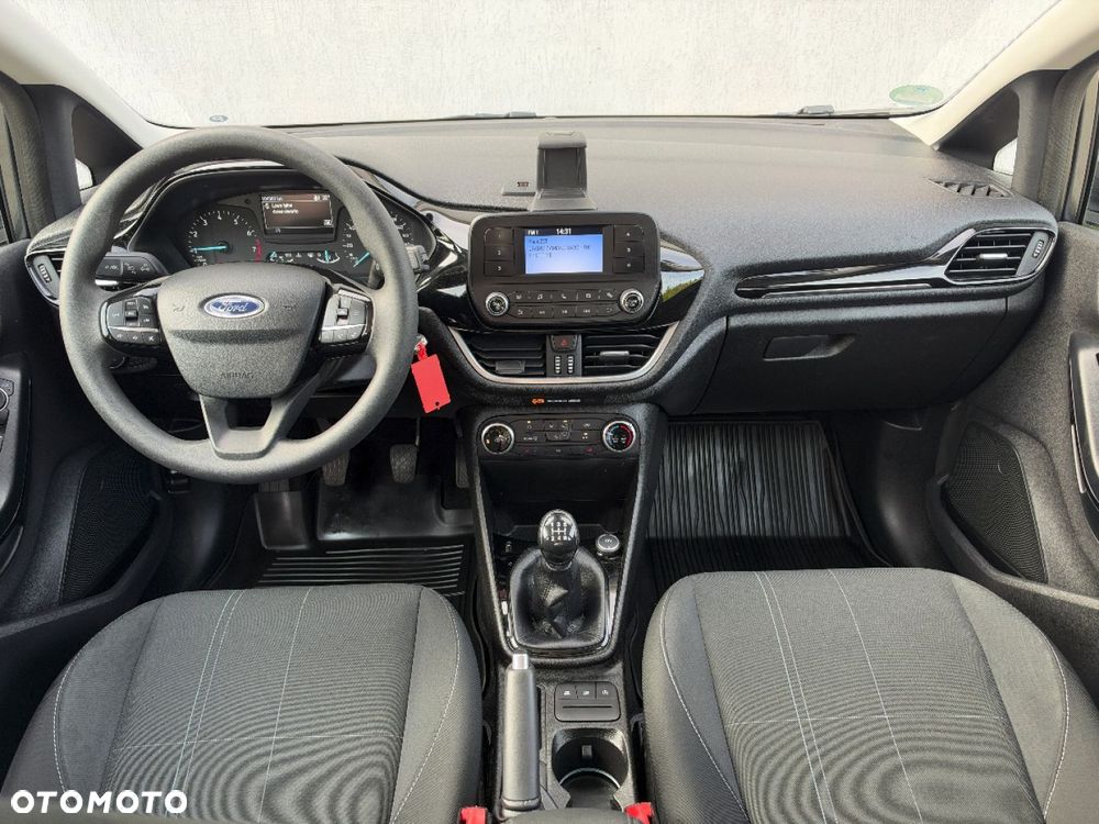 Ford Fiesta - 6