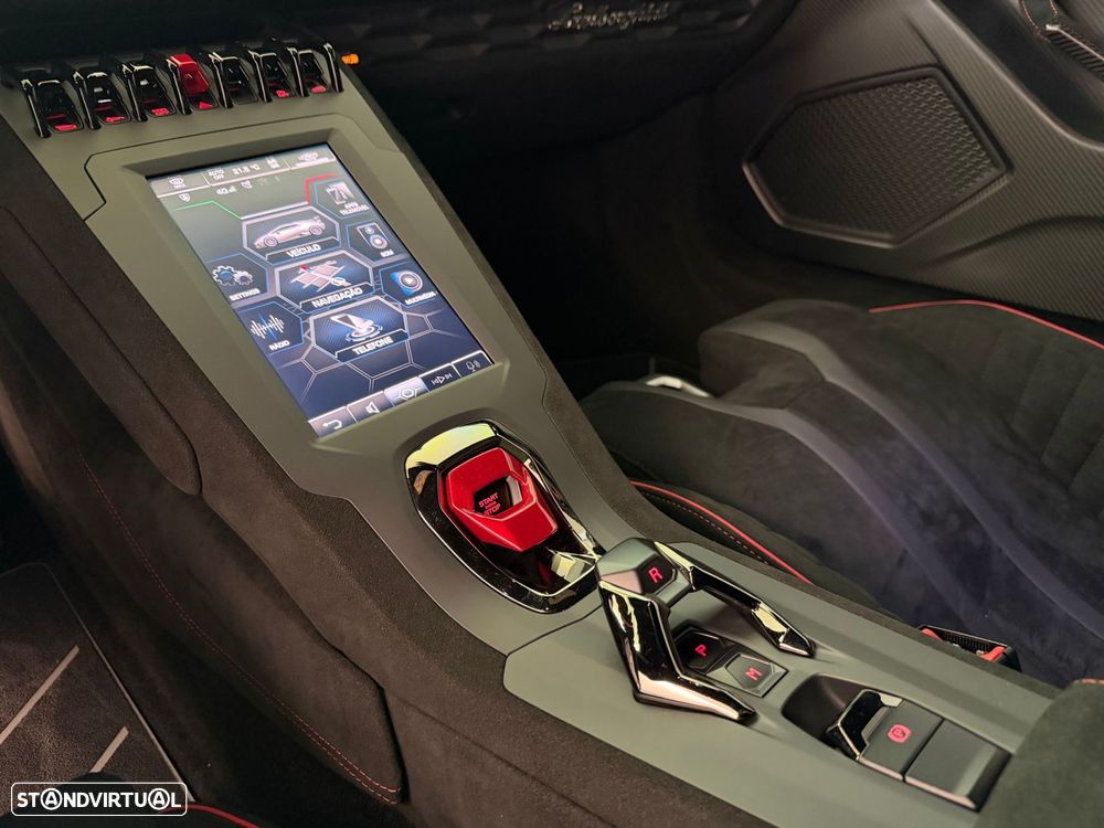 Lamborghini Huracán STO - 40