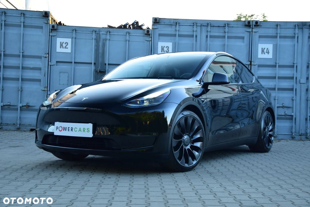 Tesla Model Y - 7
