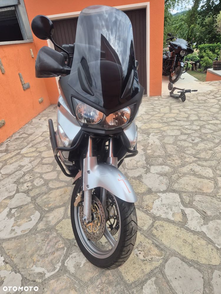 Honda Varadero - 8
