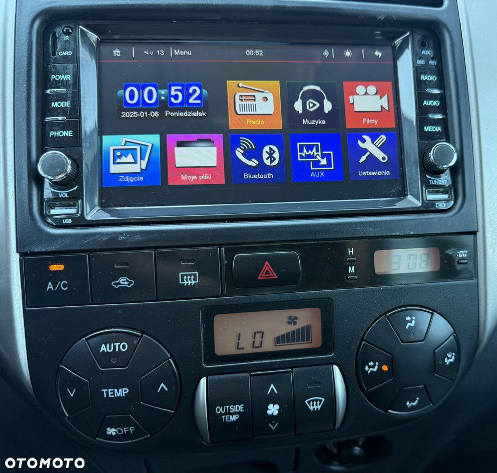 Toyota RAV4 4x4 Sol - 21