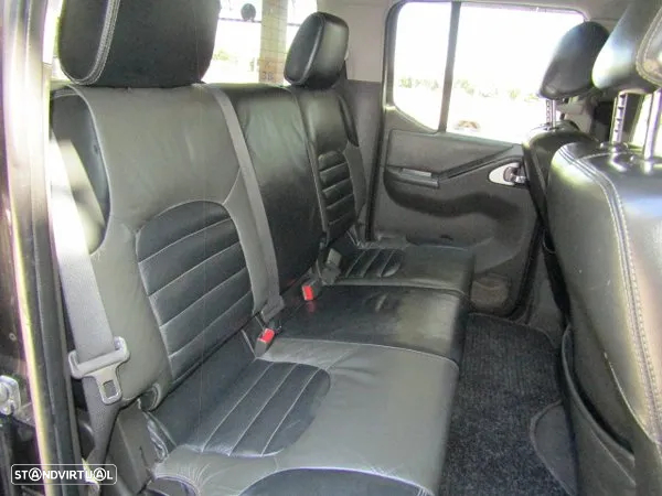 Nissan Navara 2.5 dCi CD XE P.Comfort 4WD - 14