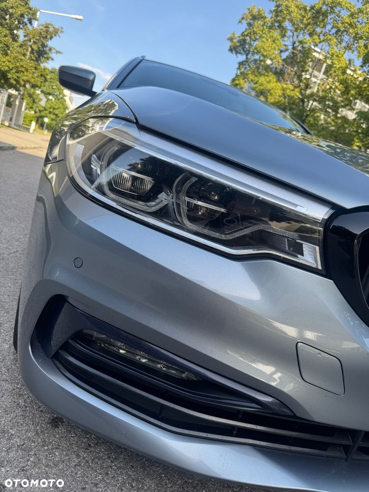 BMW Seria 5 520d Sport Line - 28