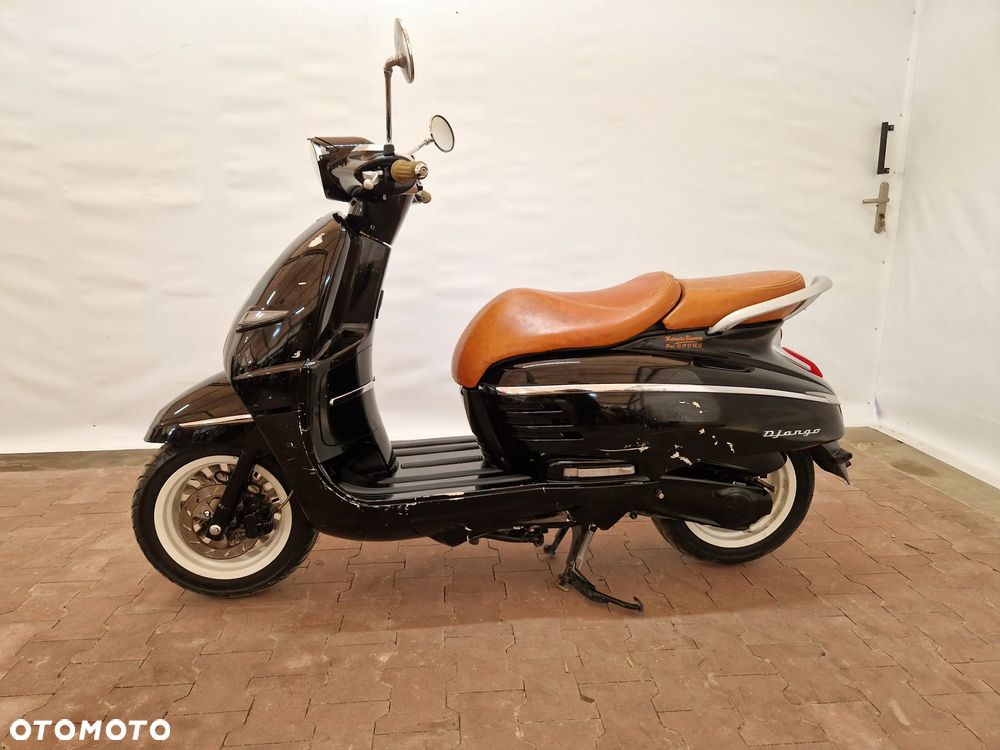 Peugeot Django - 5