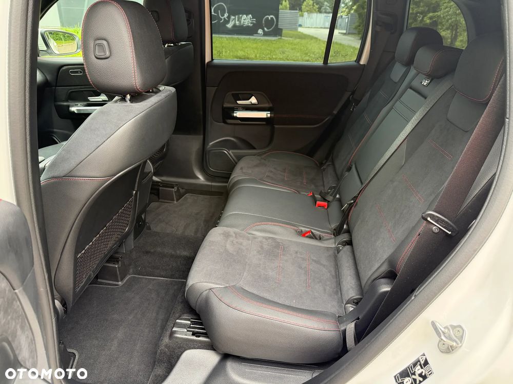 Mercedes-Benz GLB 180 d AMG Line 8G-DCT - 22