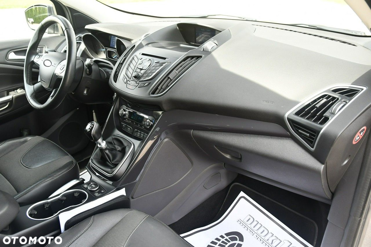 Ford Kuga - 24