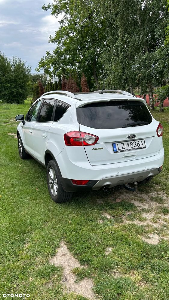 Ford Kuga - 4