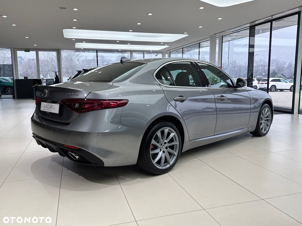 Alfa Romeo Giulia 2.0 Turbo Veloce Q4 - 5