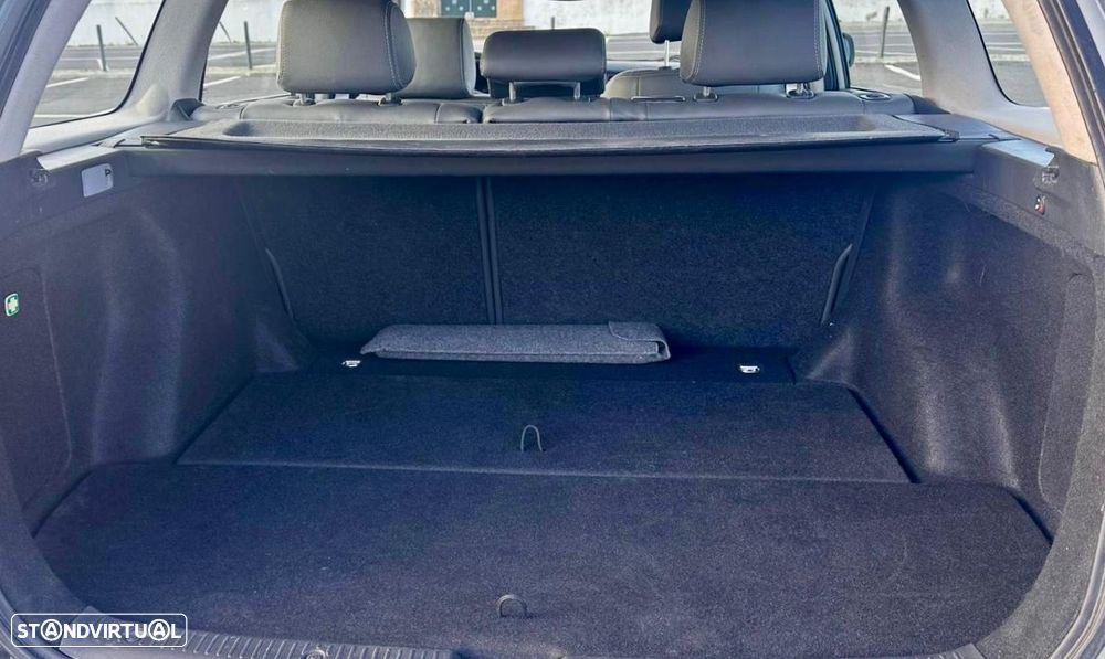 Toyota Corolla SW 1.4 VVT-i Sol - 12