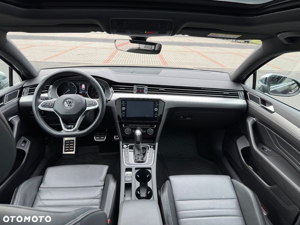 Volkswagen Passat - 35