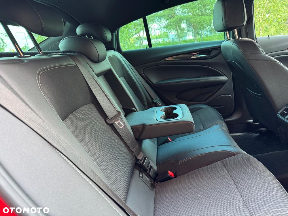 Opel Insignia 2.0 T Elegance S&S - 9