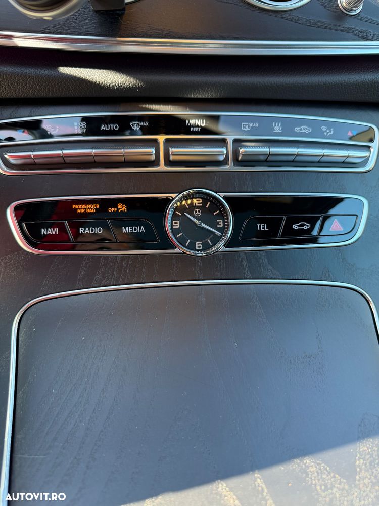 Mercedes-Benz E 43 AMG 4Matic 9G-TRONIC - 12