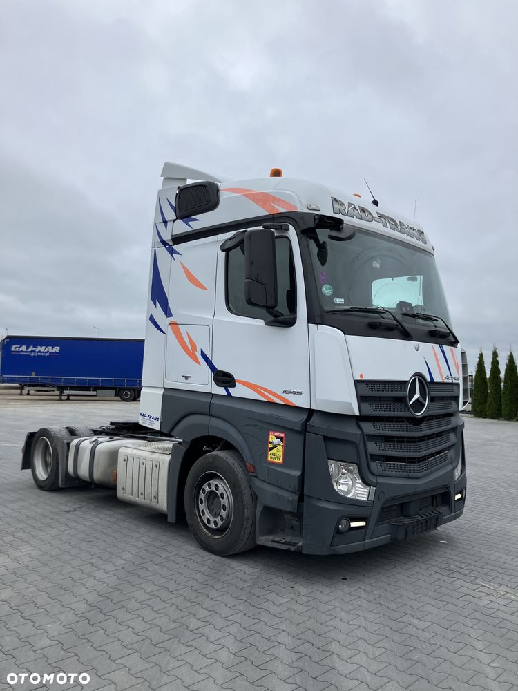 Mercedes-Benz MP4 - 3