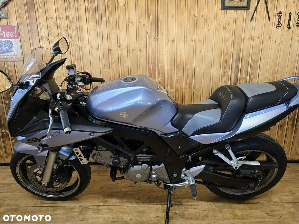 Suzuki SV - 23