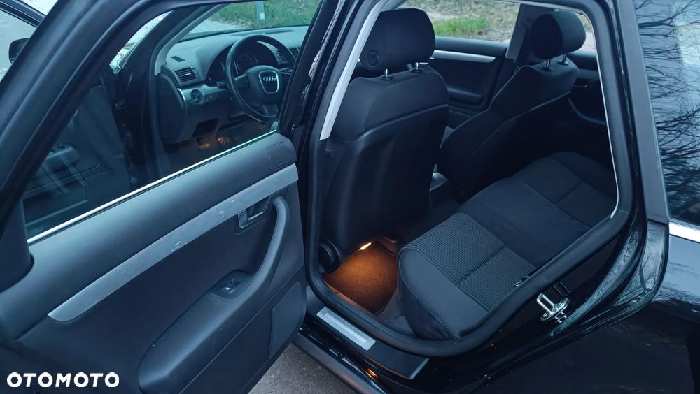 Audi A4 Avant 2.0 TDI - 20