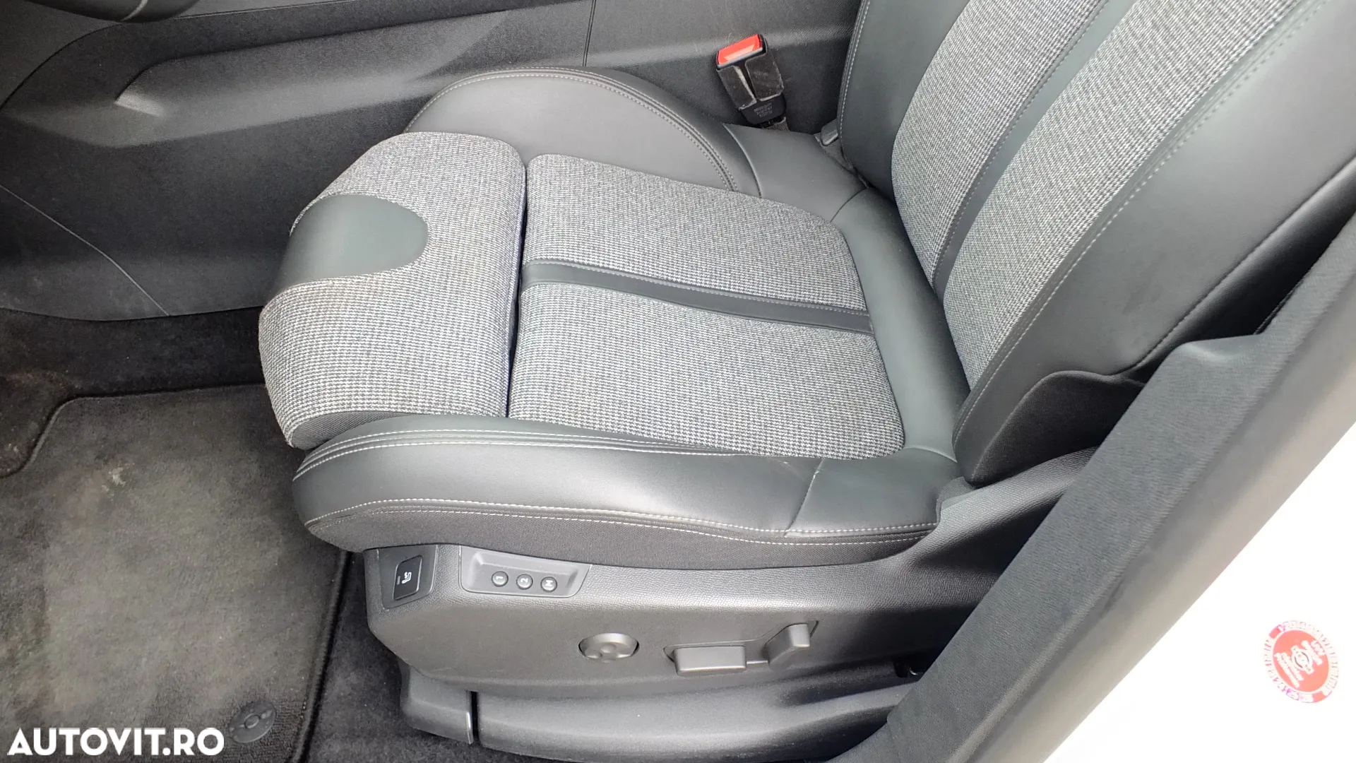 Peugeot 5008 1.5L BlueHDI EAT8 S&S Allure Pack - 21