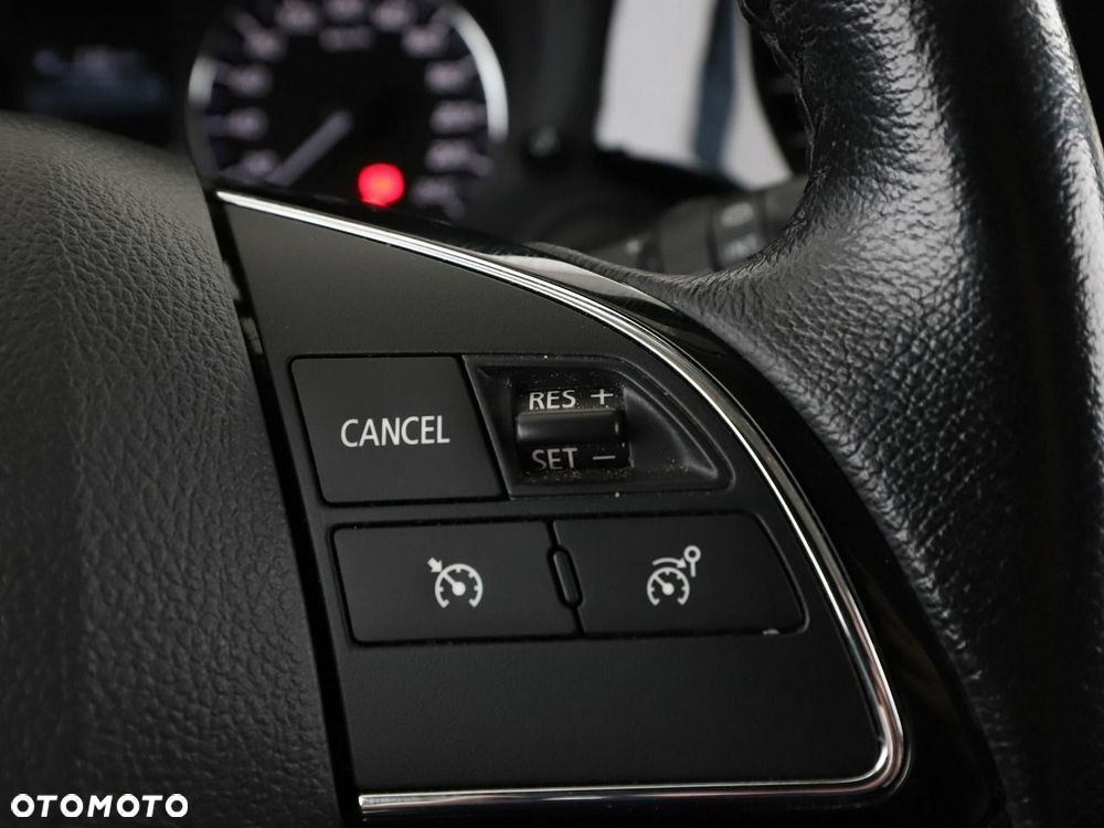 Mitsubishi Outlander 2.0 2WD SUV-Star - 30