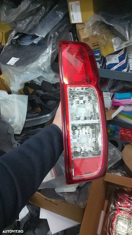 Lampa stop Nissan Navara D40 avem și pt d22 piese Navara caroserie noi aripa grila far stop bara - 1