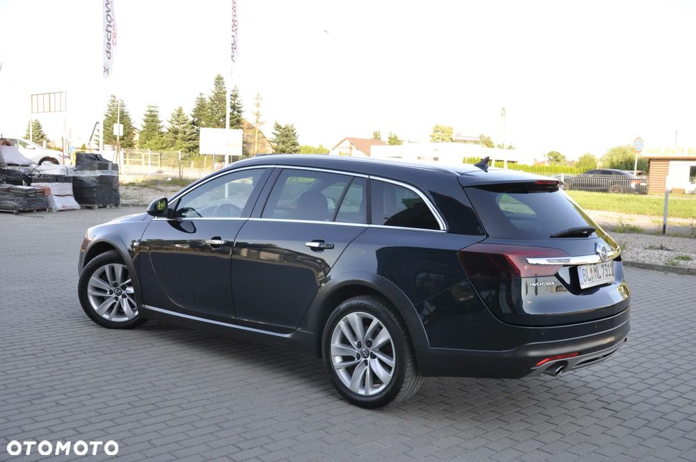 Opel Insignia 2.0 ECOTEC DI Turbo 4x4 Business Innovation - 7