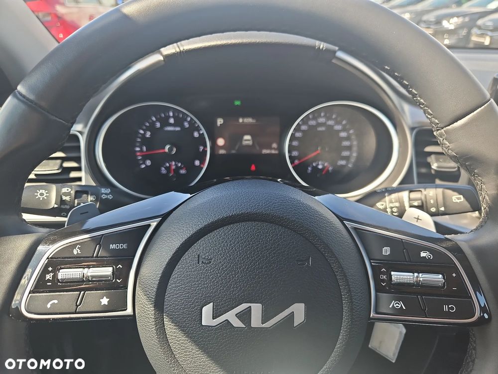 Kia Ceed 1.5 T-GDI M DCT - 14