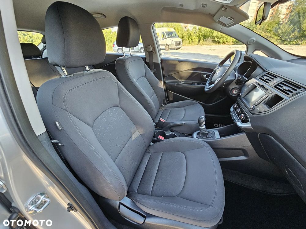 Kia Rio 1.4 Edition 7 - 29