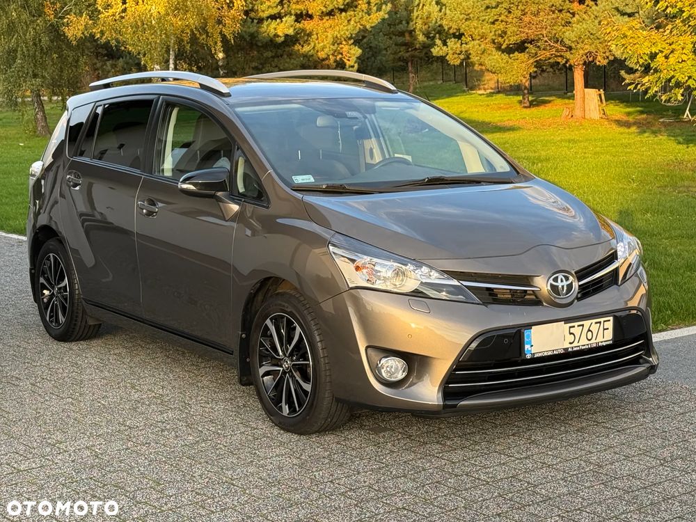 Toyota Verso - 34