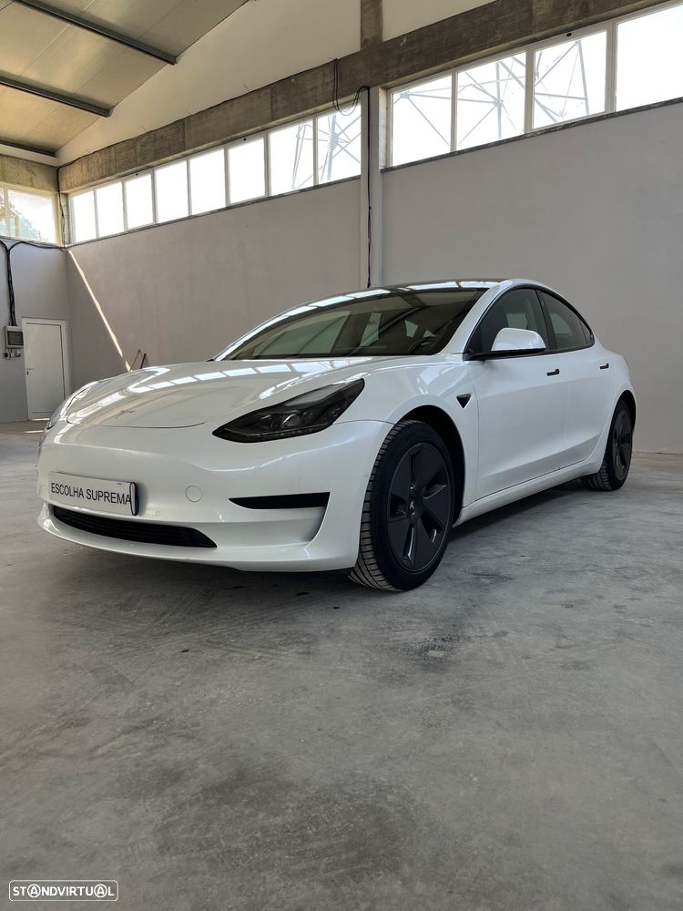 Tesla Model 3 Standard Range Plus RWD - 3